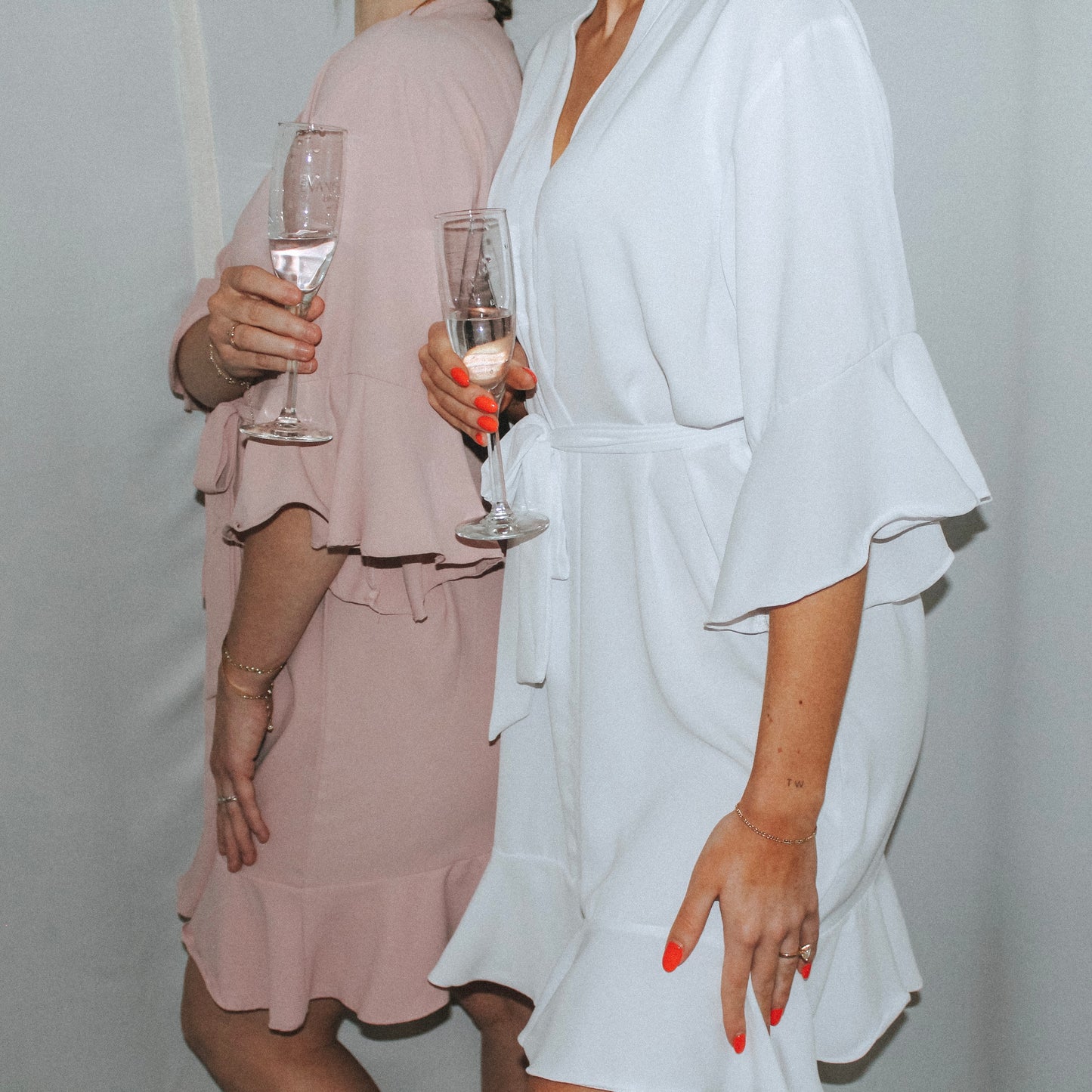 Bridesmaid Ruffle Robe | Dusty Pink